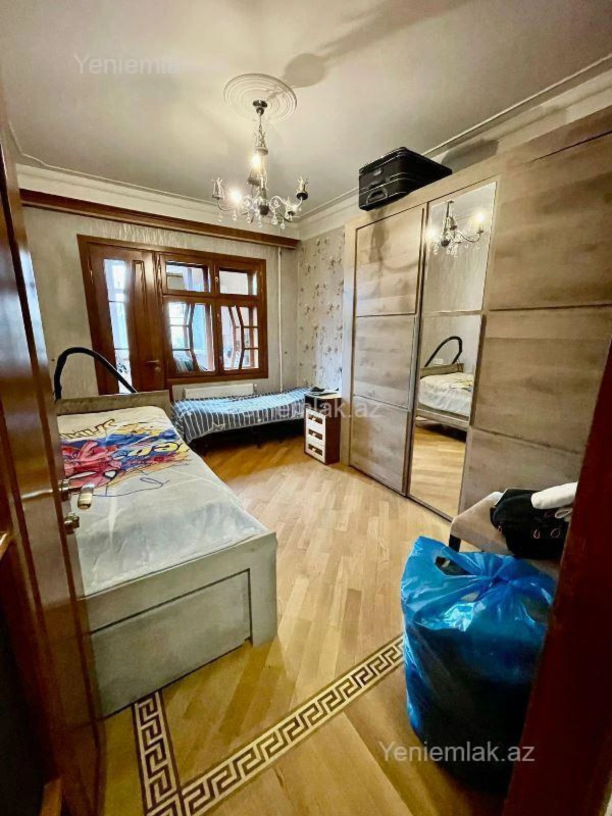Satılır 3 otaqlı köhnə tikili 80 m²