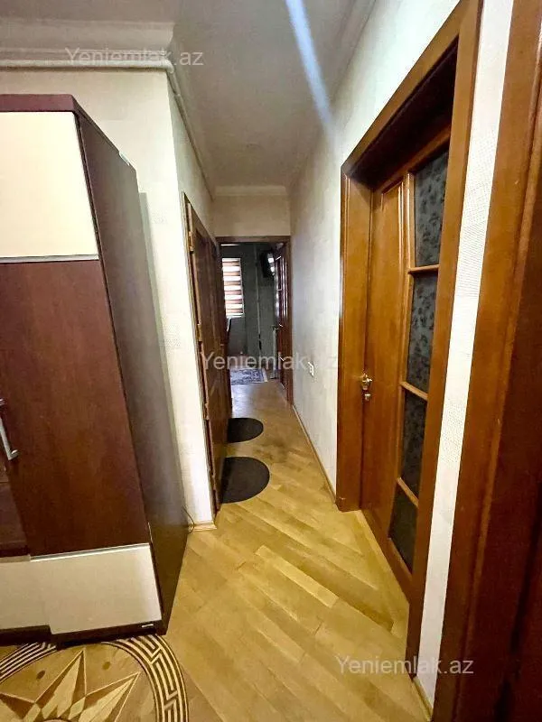 Satılır 3 otaqlı köhnə tikili 80 m²
