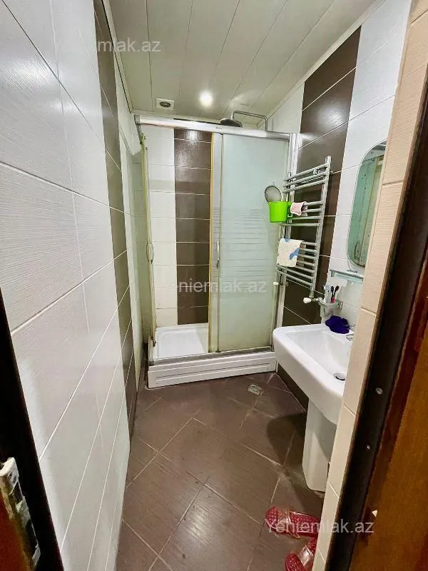 Satılır 3 otaqlı köhnə tikili 80 m²