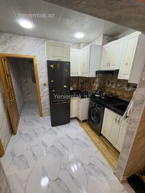 Satılır 2 otaqlı köhnə tikili 58 m²