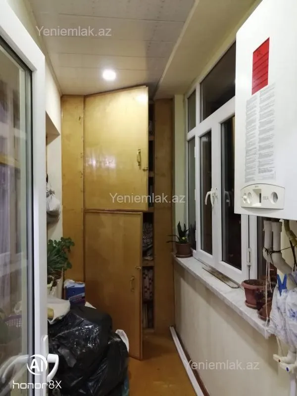 Satılır 2 otaqlı köhnə tikili 58 m²