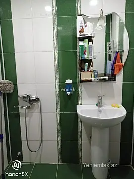 Satılır 2 otaqlı köhnə tikili 58 m²