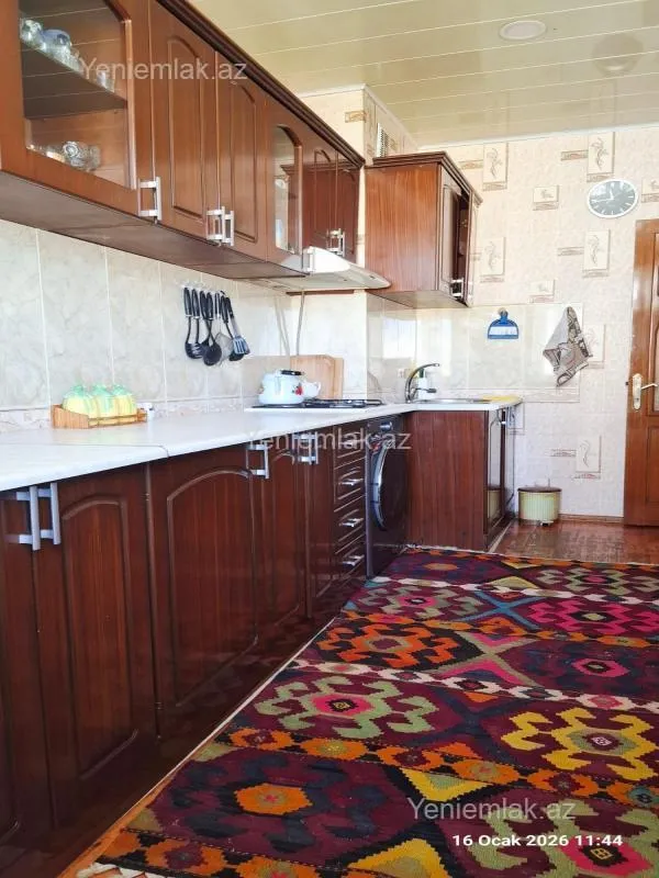 Satılır 2 otaqlı yeni tikili 75 m²