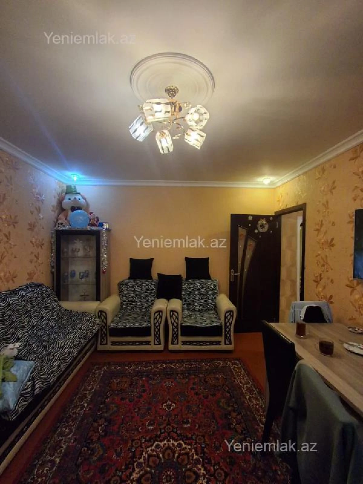 Satılır 3 otaqlı köhnə tikili 68 m²