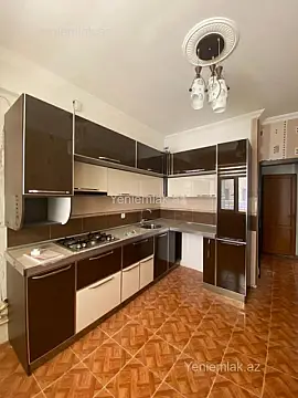 Satılır 2 otaqlı yeni tikili 70 m²