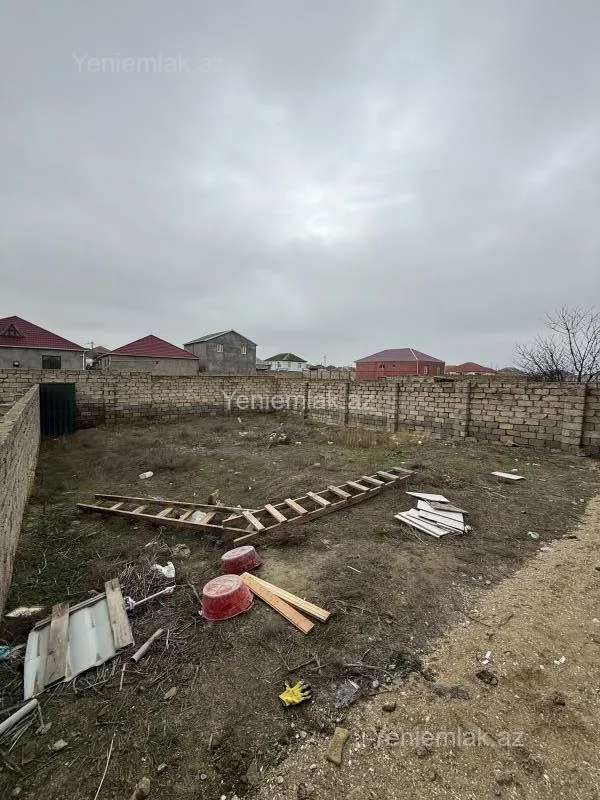 Satılır 3 otaqlı həyət evi 100 m²