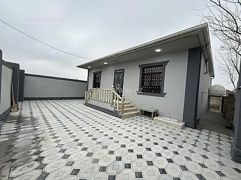Satılır 3 otaqlı həyət evi 100 m²