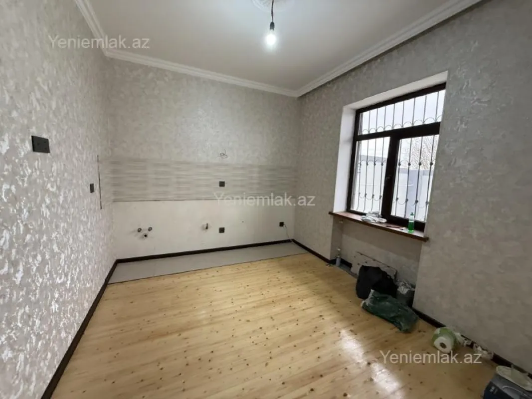Satılır 3 otaqlı həyət evi 100 m²