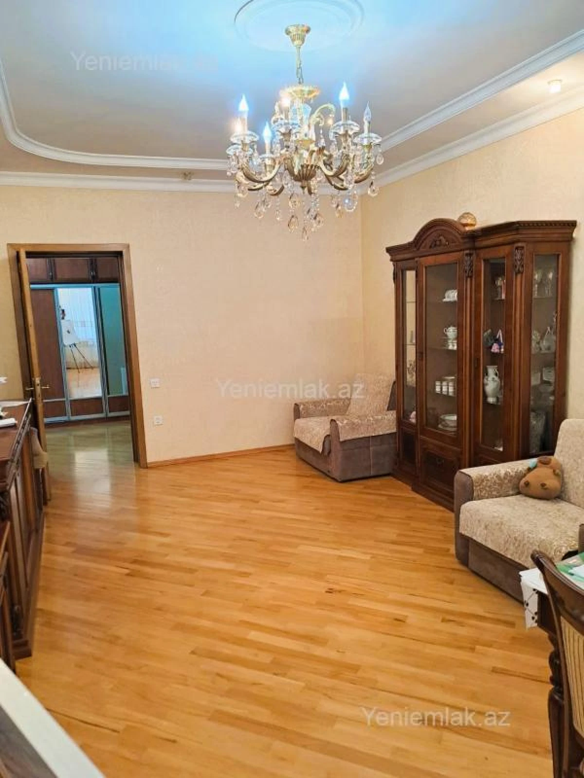 Satılır 2 otaqlı yeni tikili 101 m²