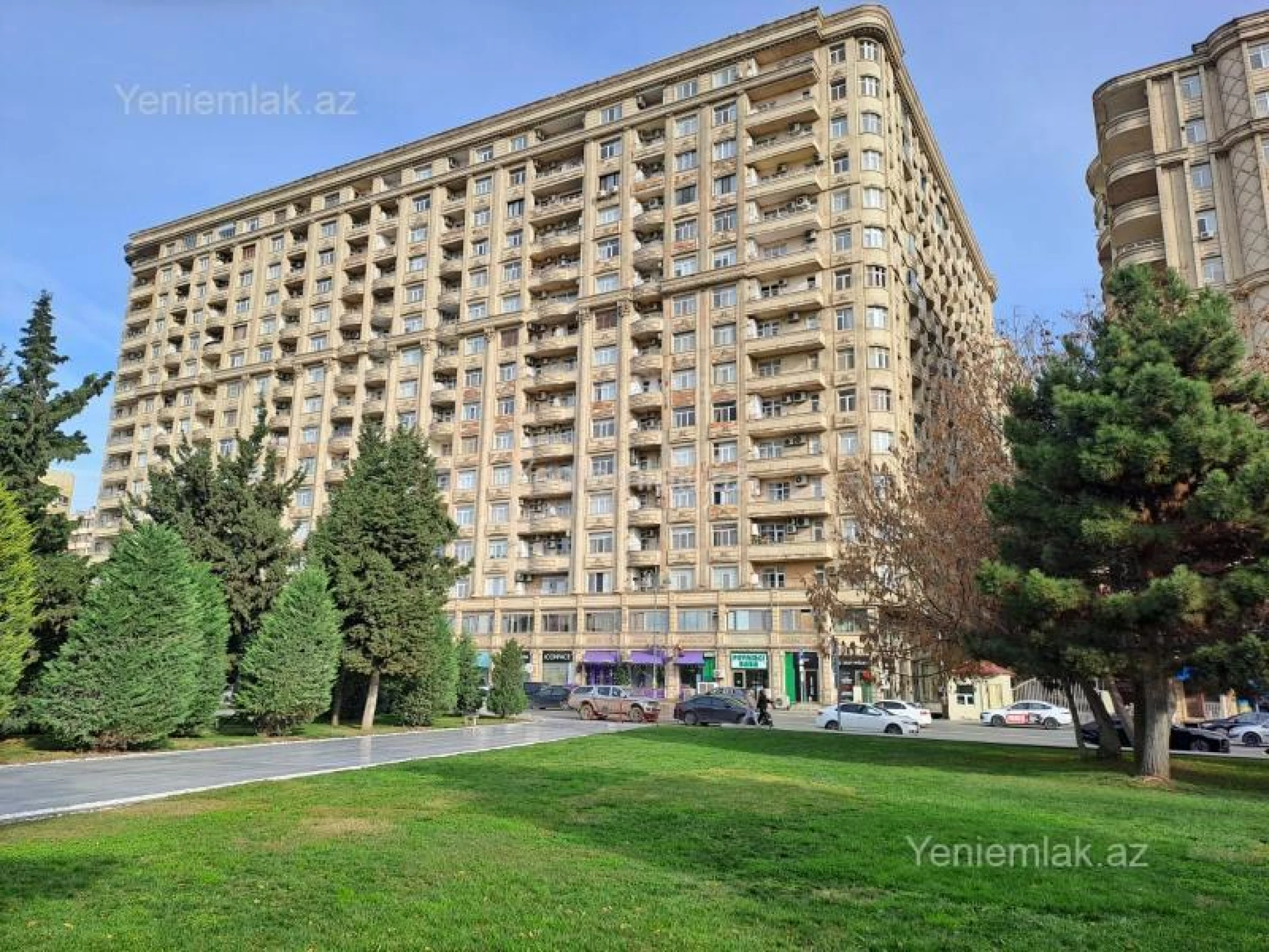 Satılır 2 otaqlı yeni tikili 101 m²