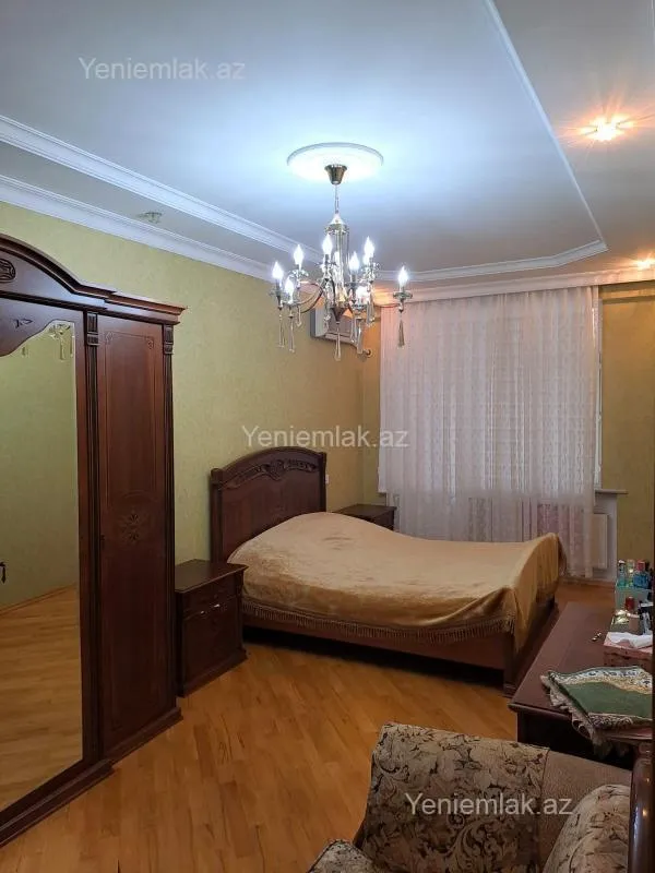 Satılır 2 otaqlı yeni tikili 101 m²