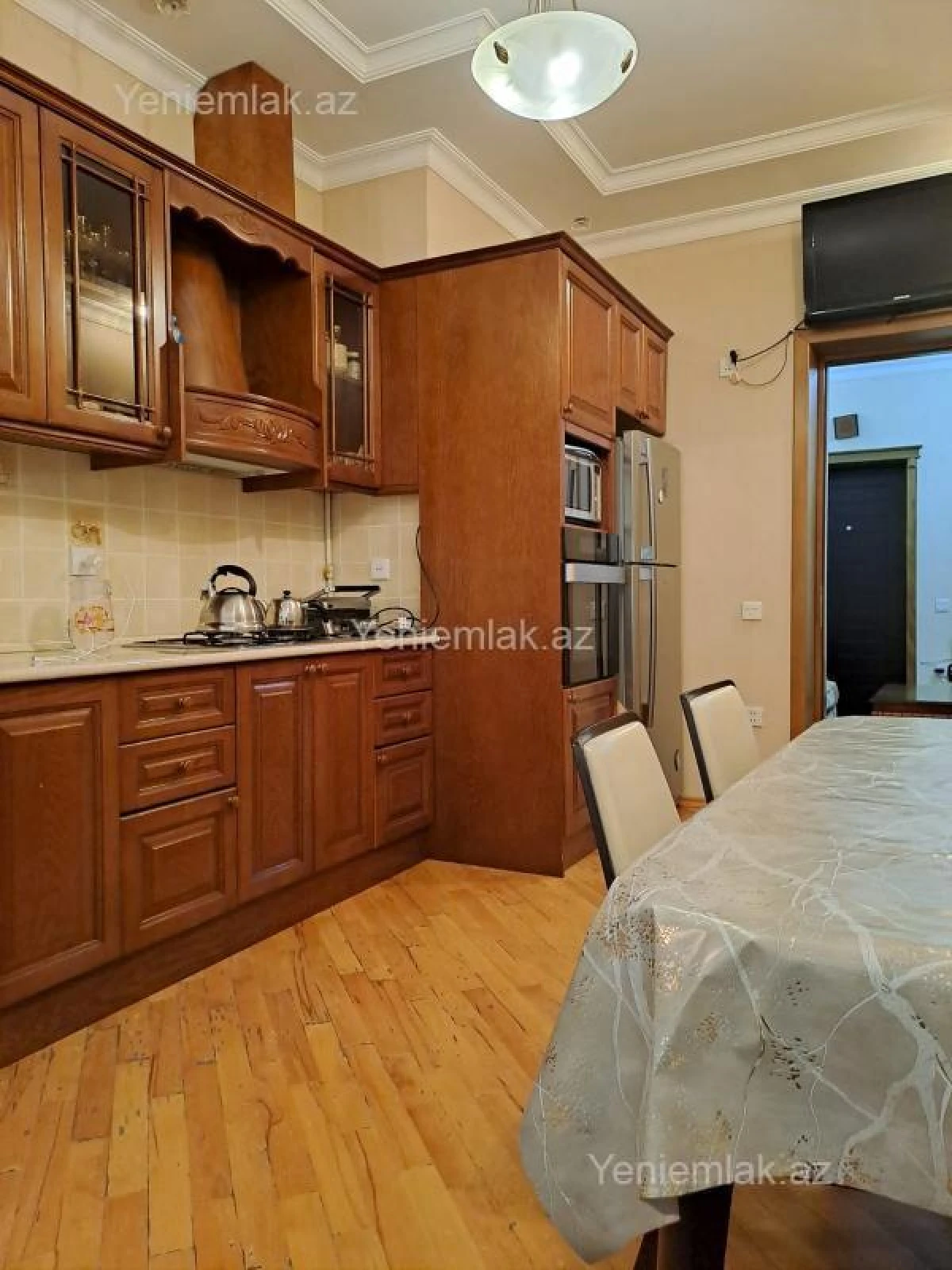 Satılır 2 otaqlı yeni tikili 101 m²