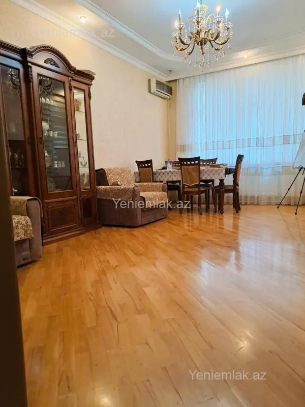 Satılır 2 otaqlı yeni tikili 101 m²