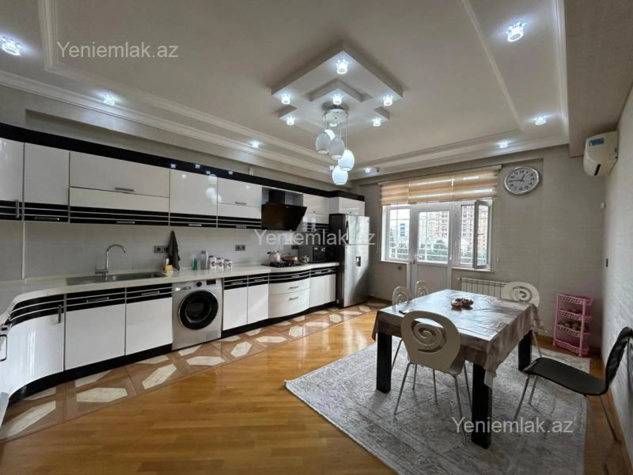 Satılır 3 otaqlı yeni tikili 148 m²