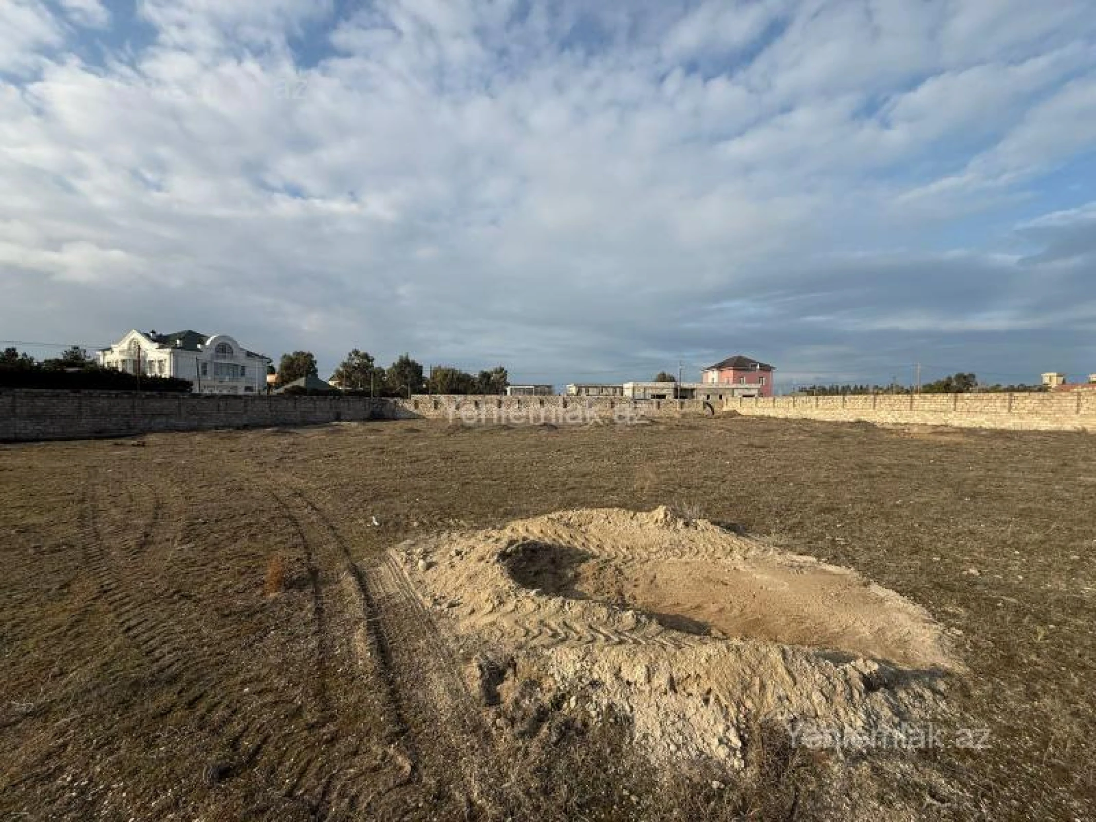 Satılır torpaq sahəsi