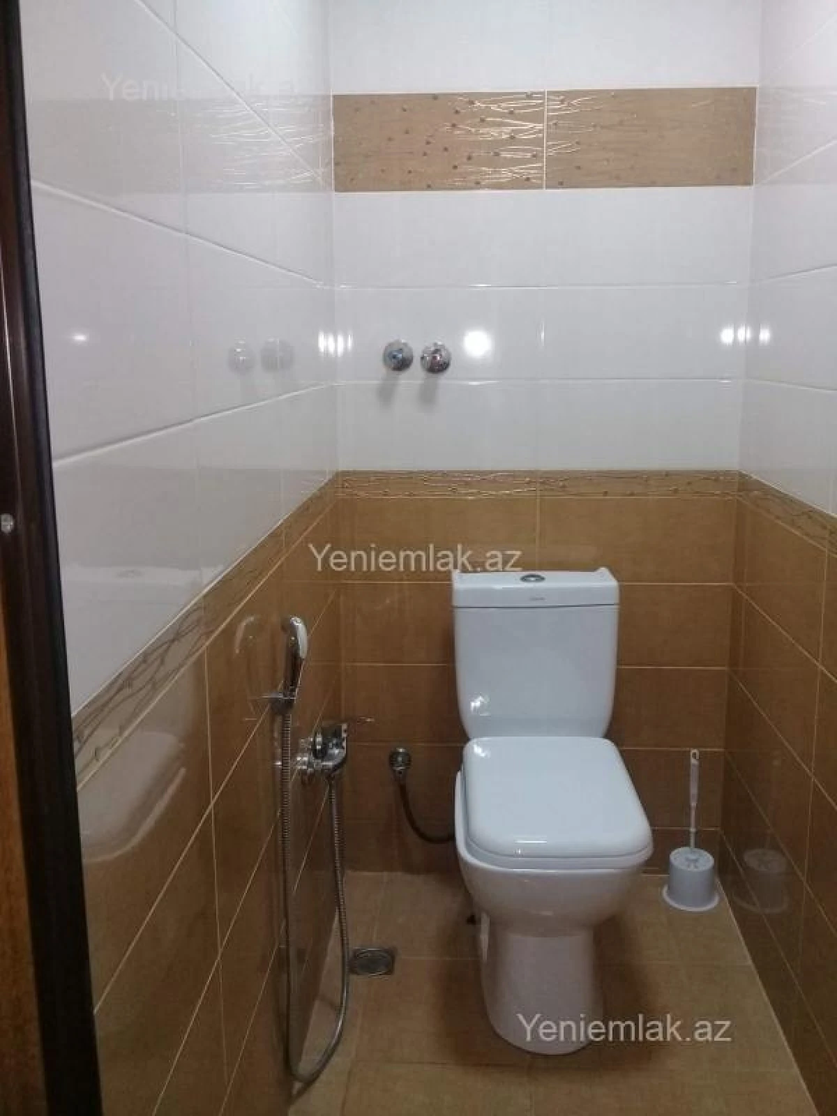 Satılır 3 otaqlı yeni tikili 136 m²