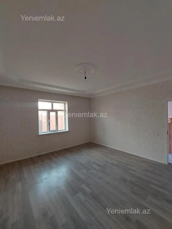 Satılır 4 otaqlı həyət evi 140 m²