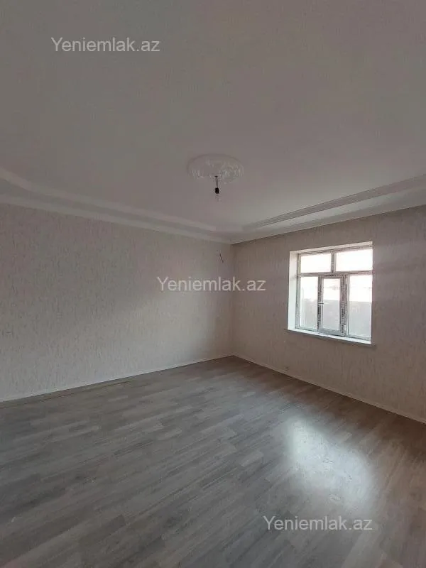 Satılır 4 otaqlı həyət evi 140 m²