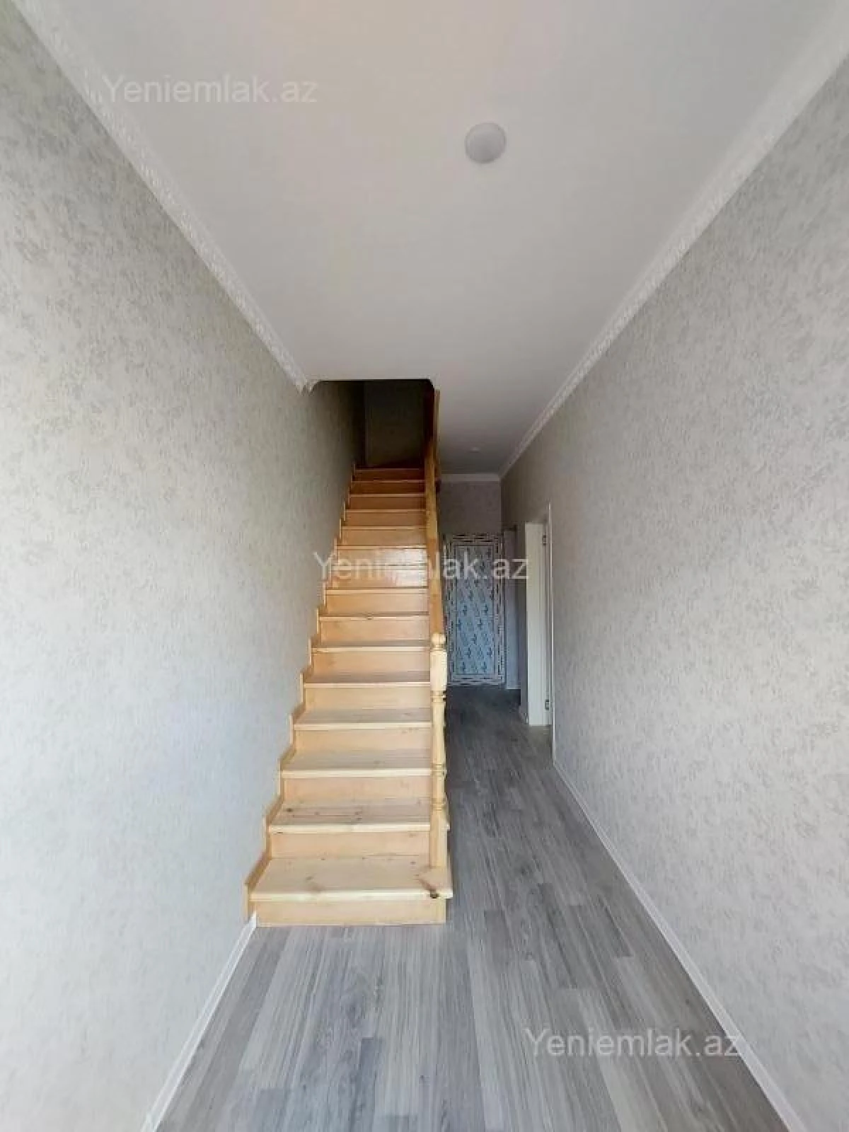 Satılır 4 otaqlı həyət evi 140 m²
