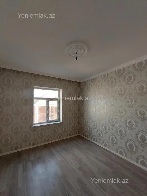 Satılır 4 otaqlı həyət evi 140 m²