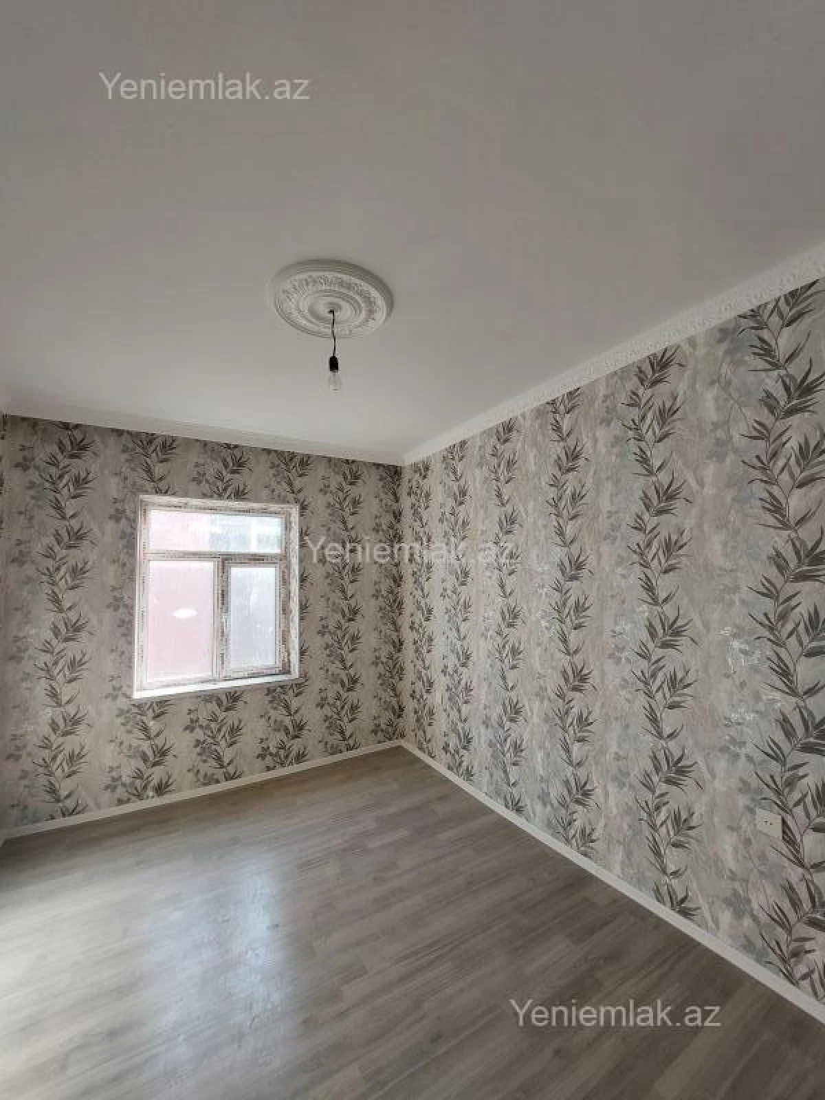 Satılır 4 otaqlı həyət evi 140 m²