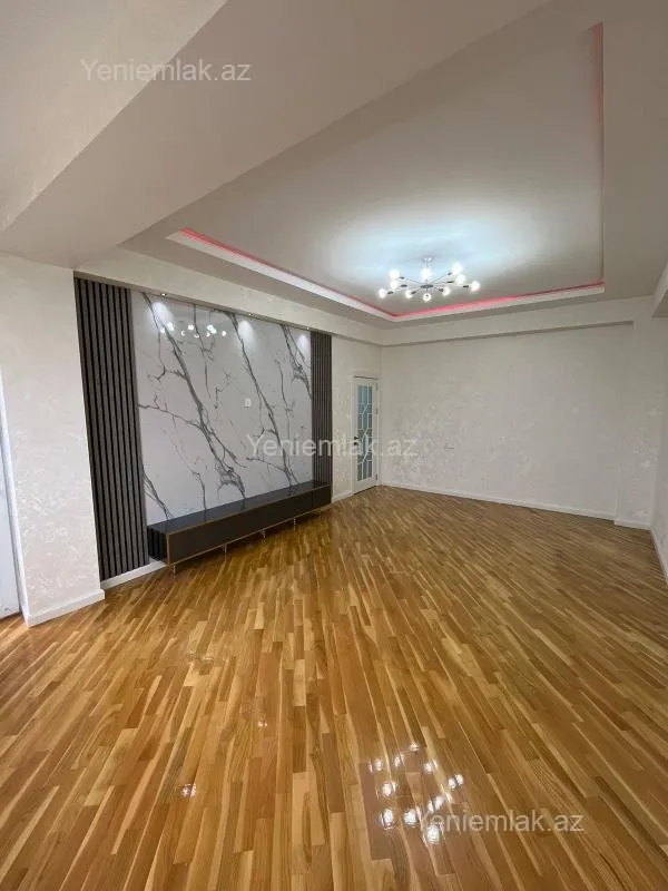 Satılır 3 otaqlı yeni tikili 100 m²