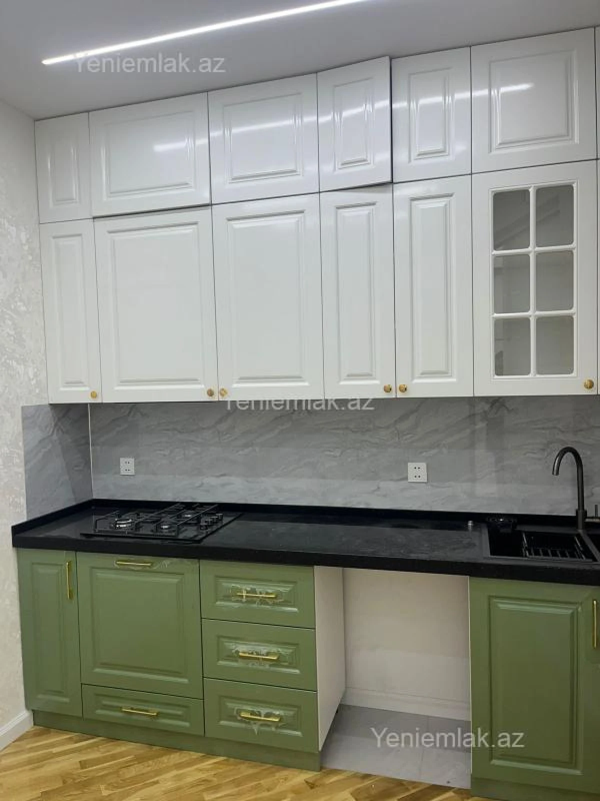 Satılır 3 otaqlı yeni tikili 100 m²