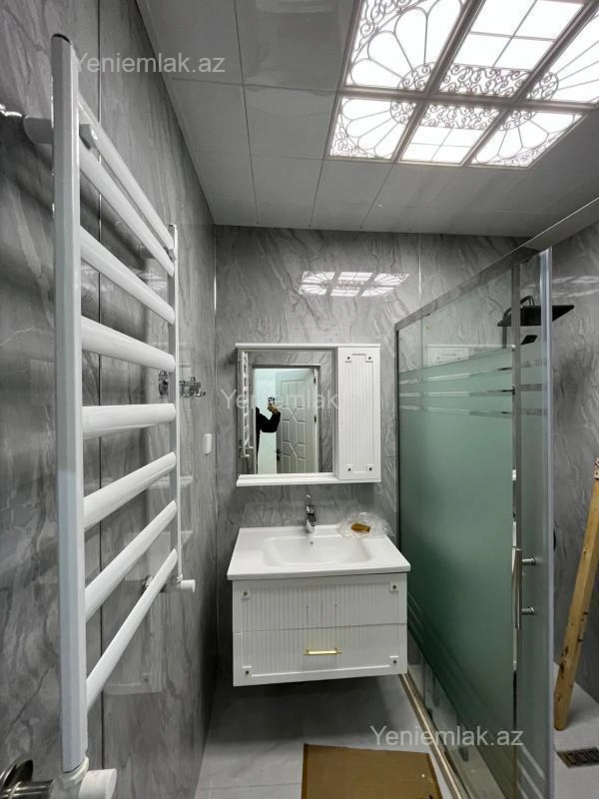 Satılır 3 otaqlı yeni tikili 100 m²