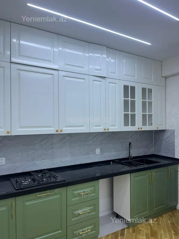 Satılır 3 otaqlı yeni tikili 100 m²