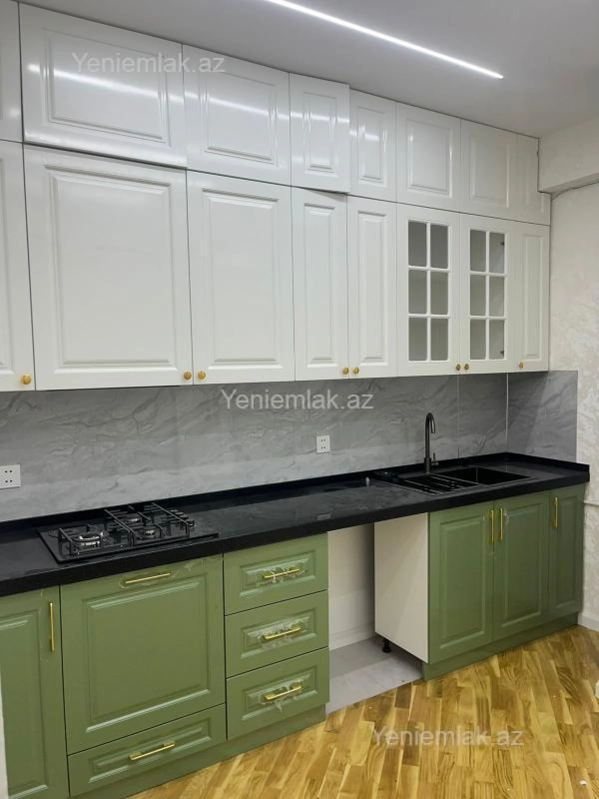 Satılır 3 otaqlı yeni tikili 100 m²