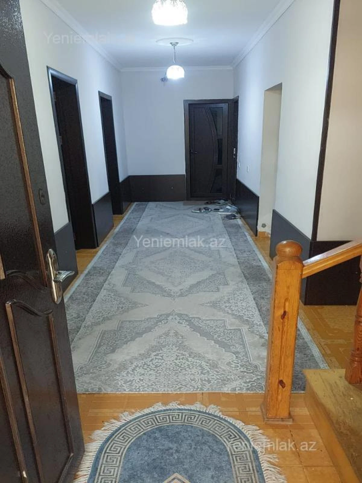 Satılır 6 otaqlı həyət evi 300 m²