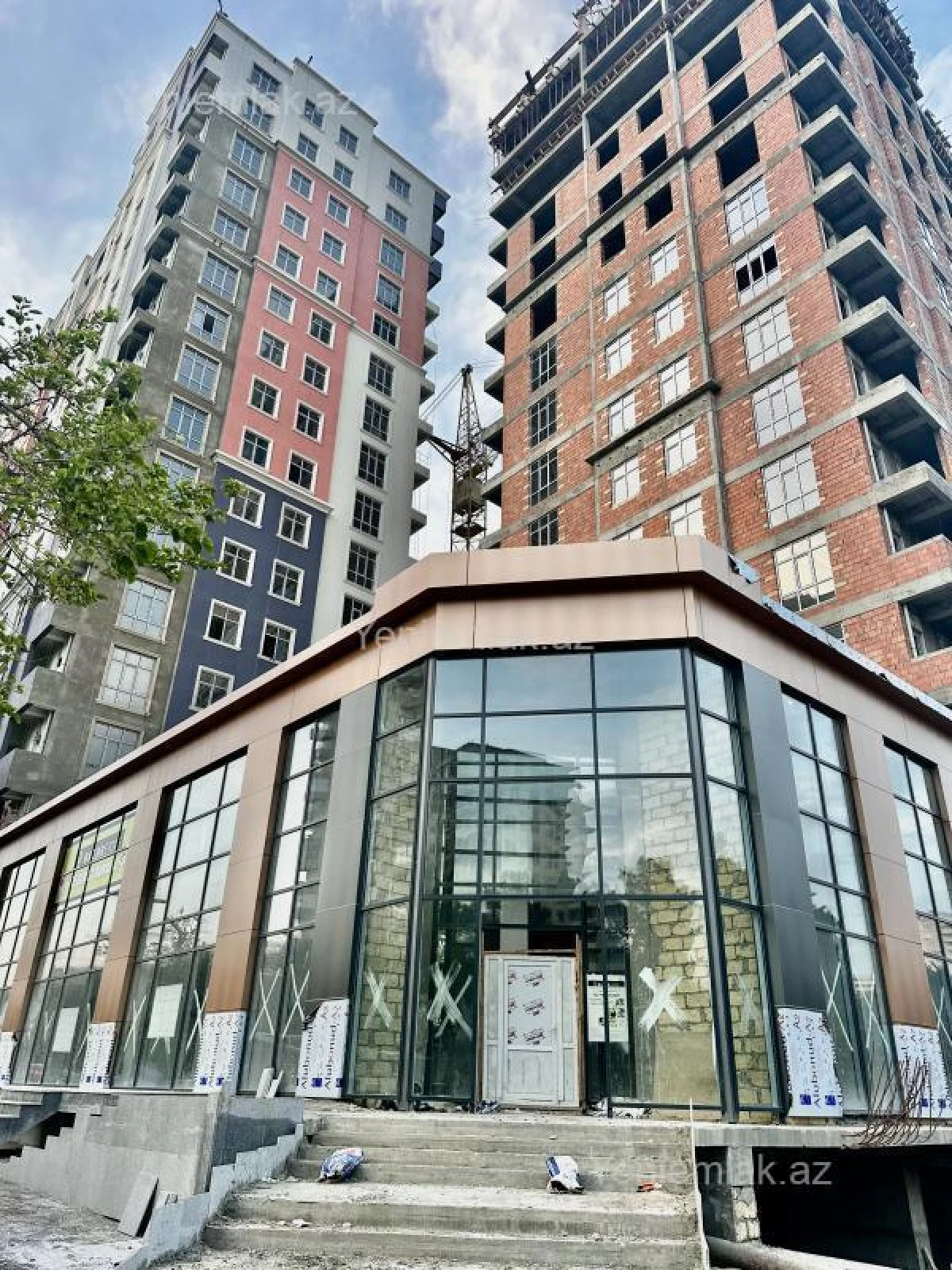 Satılır 1 otaqlı köhnə tikili 42 m²
