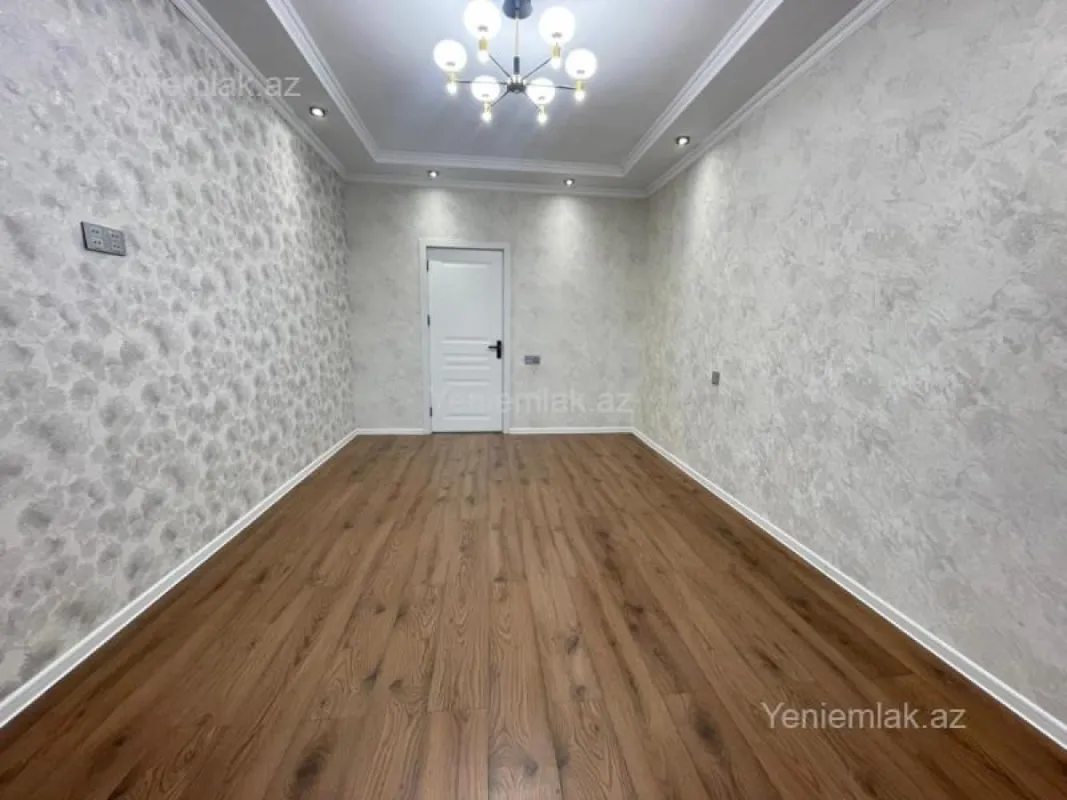 Satılır 3 otaqlı köhnə tikili 45 m²