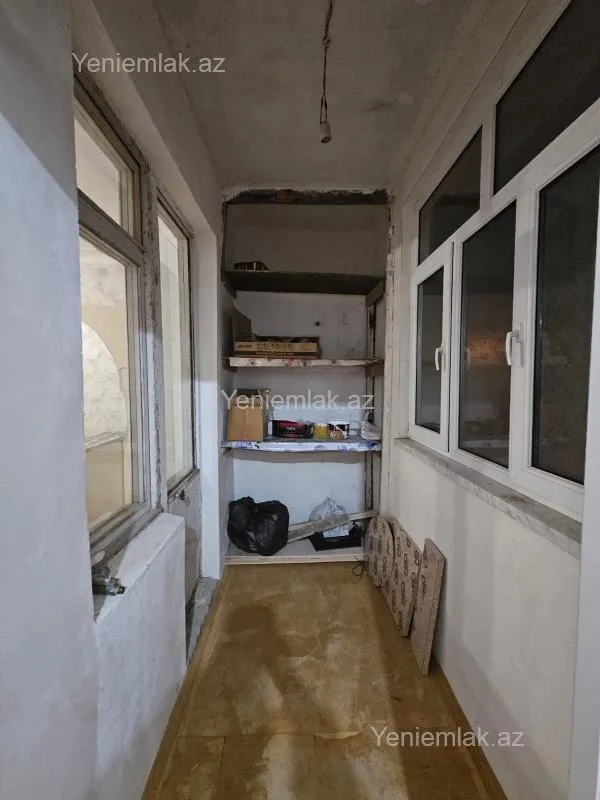 Satılır 1 otaqlı köhnə tikili 36 m²