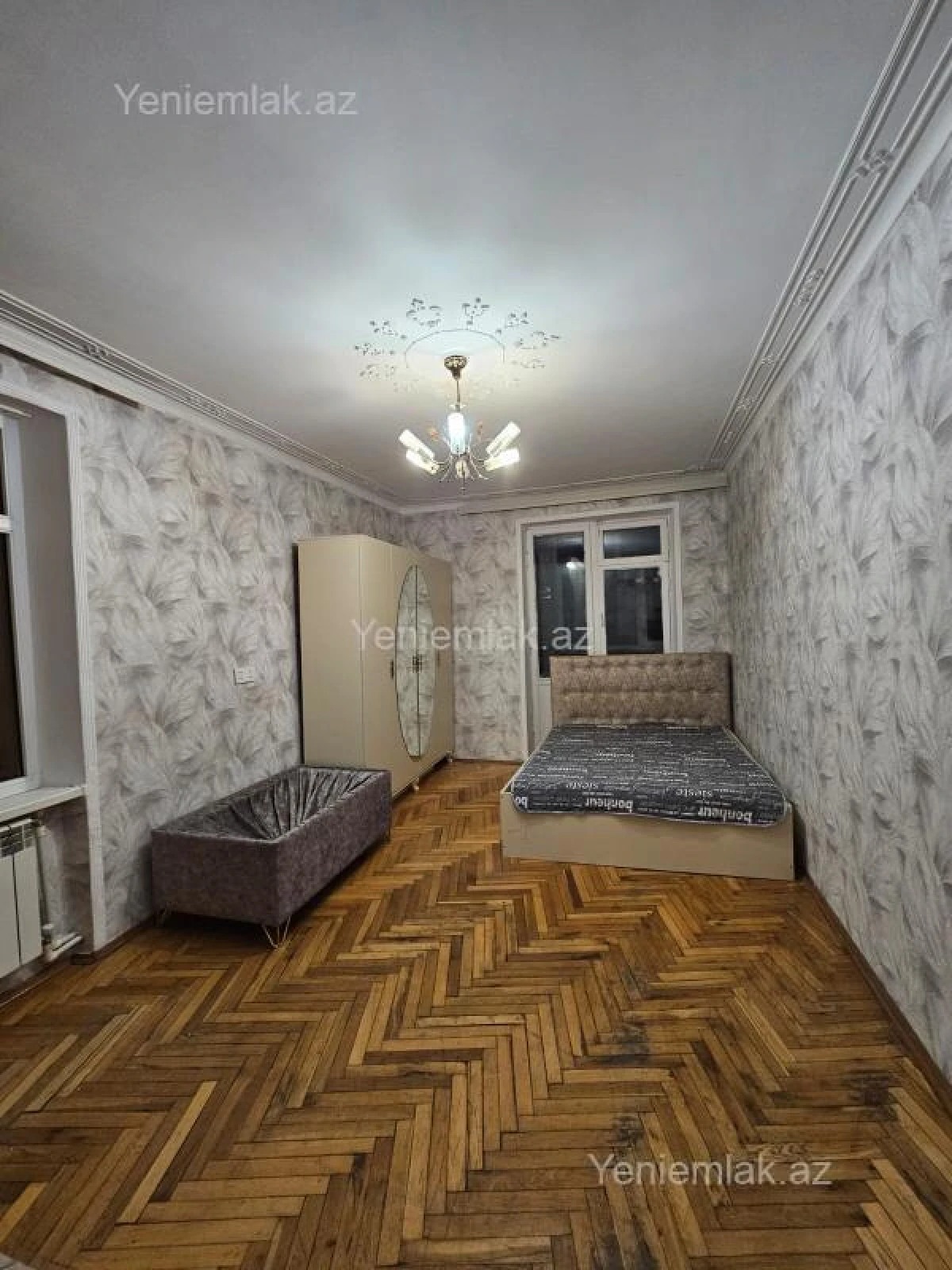 Satılır 1 otaqlı köhnə tikili 36 m²