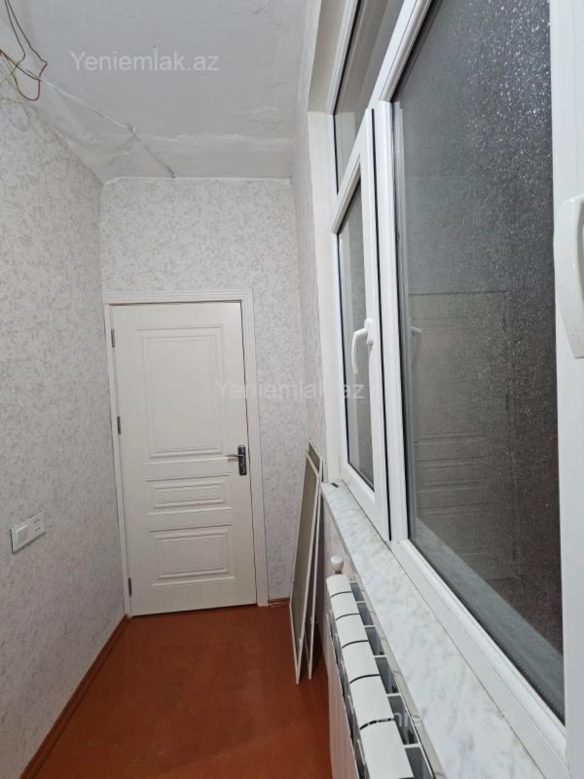 Satılır 1 otaqlı köhnə tikili 36 m²