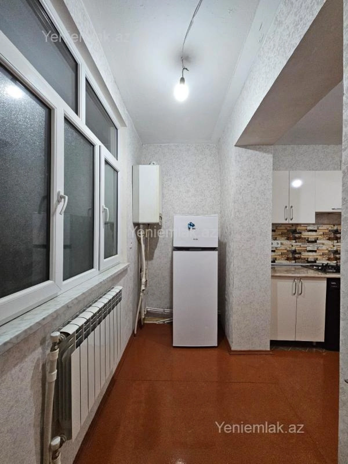 Satılır 1 otaqlı köhnə tikili 36 m²