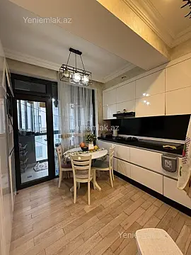 Satılır 3 otaqlı yeni tikili 92 m²