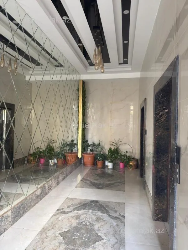 Satılır 3 otaqlı yeni tikili 140 m²