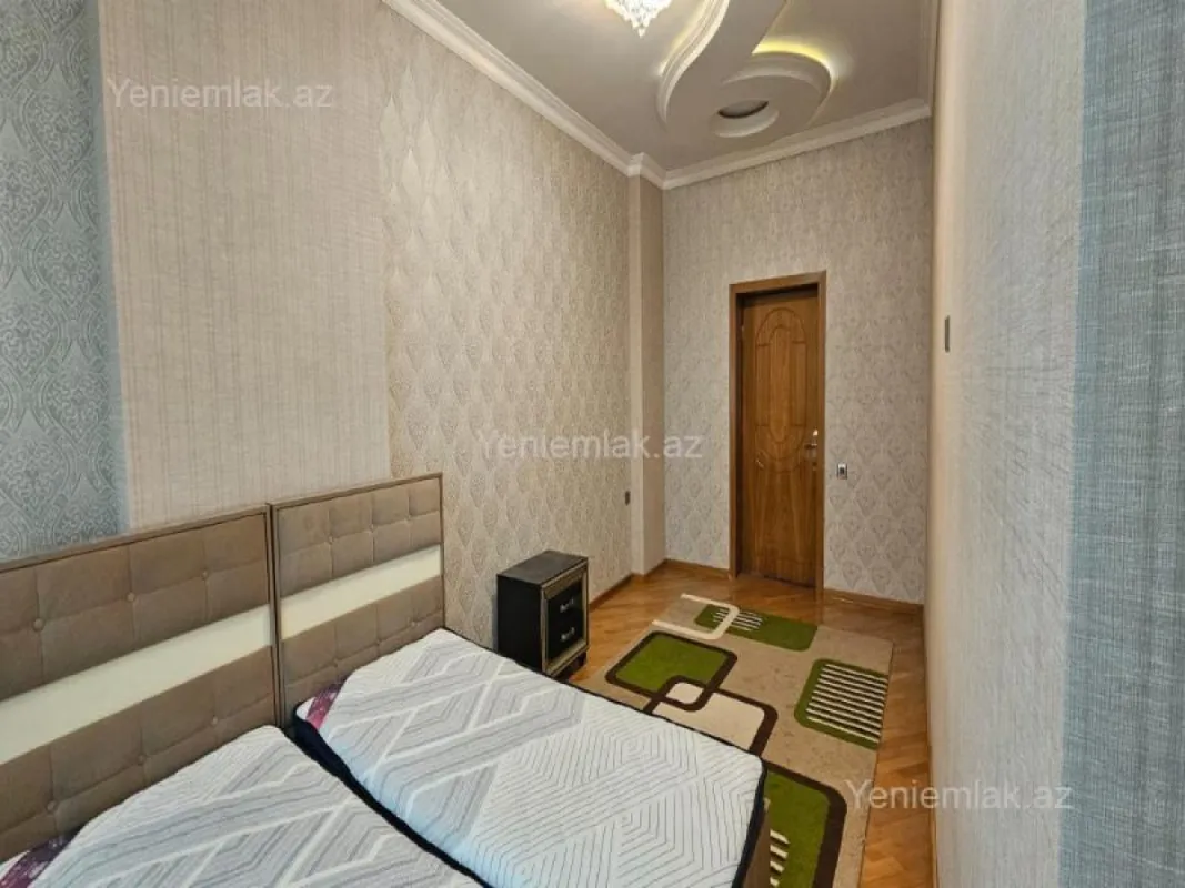 Satılır 3 otaqlı yeni tikili 163 m²