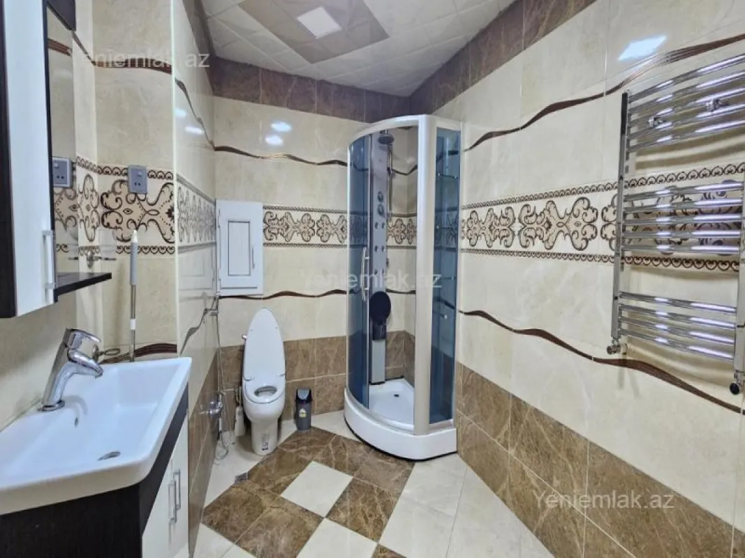 Satılır 3 otaqlı yeni tikili 163 m²