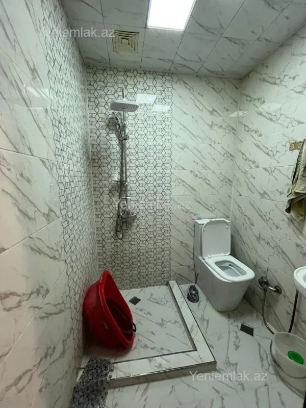 Satılır 3 otaqlı köhnə tikili 70 m²