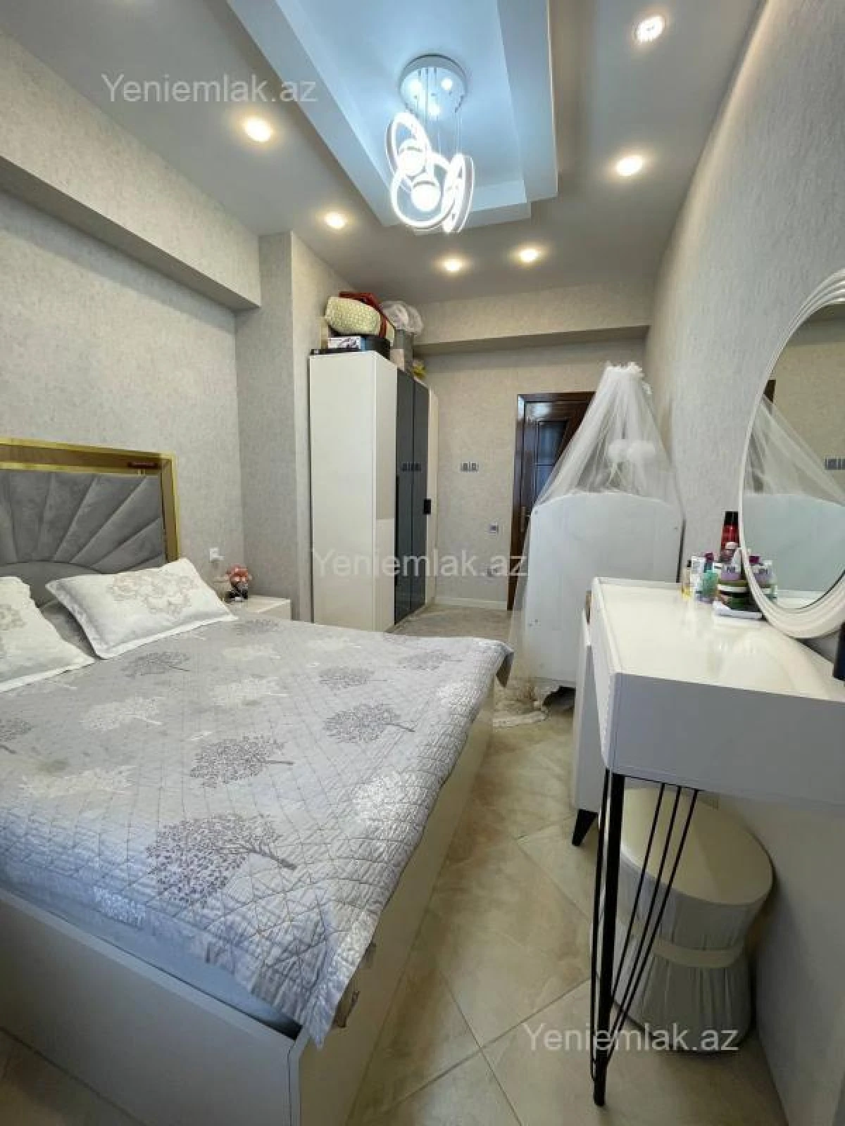 Satılır 4 otaqlı yeni tikili 125 m²