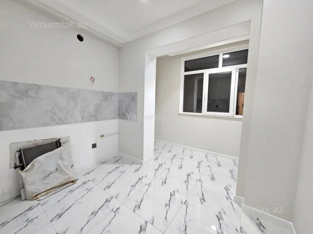 Satılır 2 otaqlı köhnə tikili 55 m²