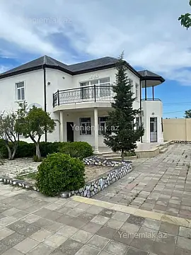 Satılır 7 otaqlı həyət evi 260 m²