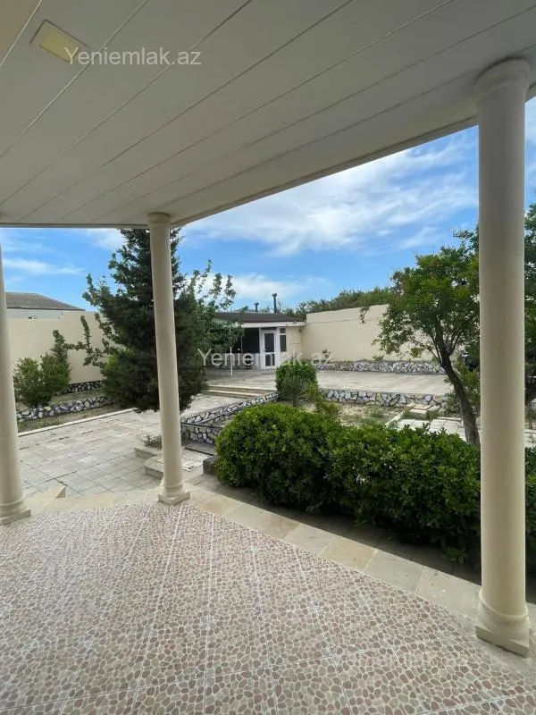 Satılır 7 otaqlı həyət evi 260 m²