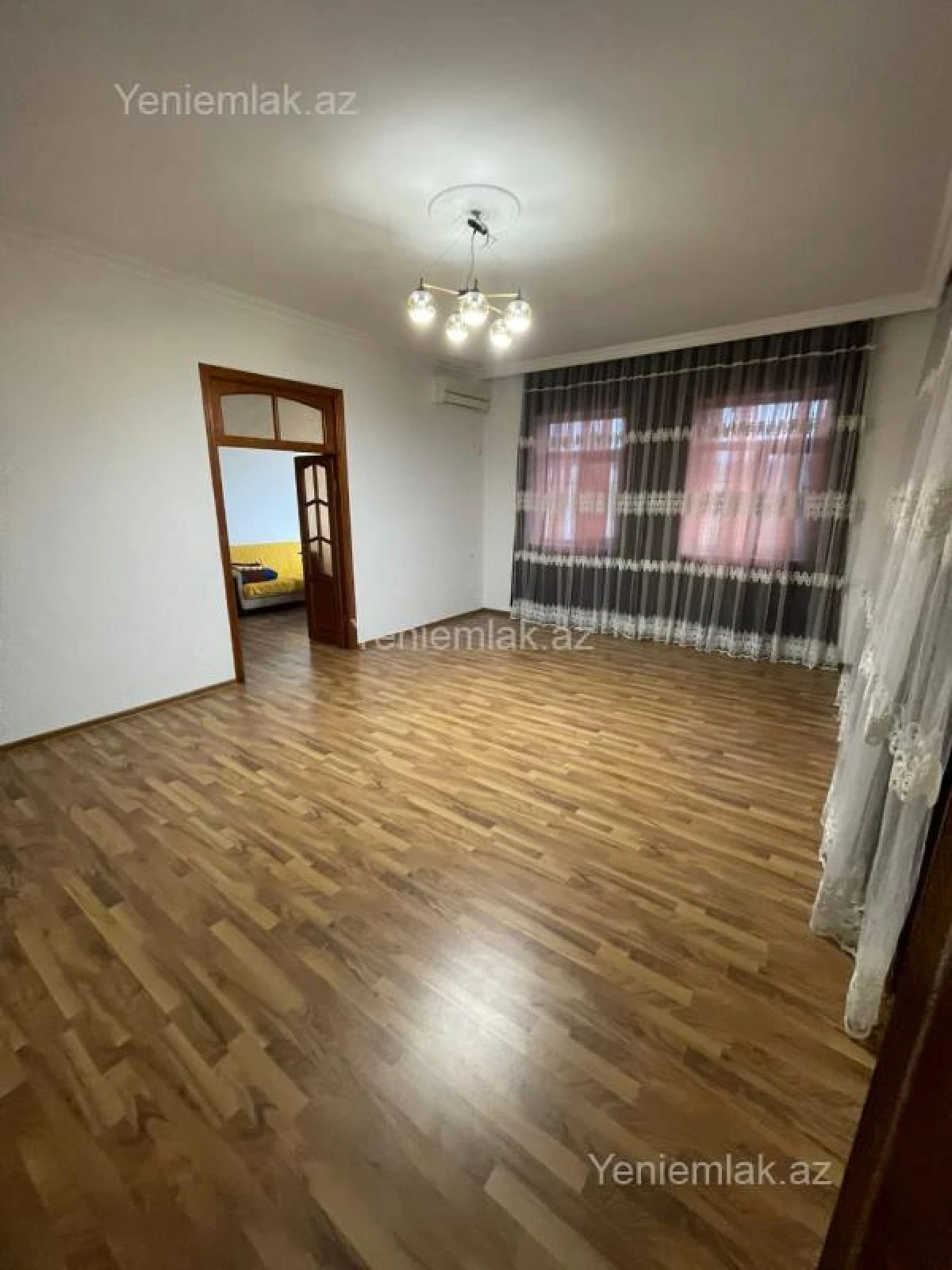 Satılır 7 otaqlı həyət evi 260 m²