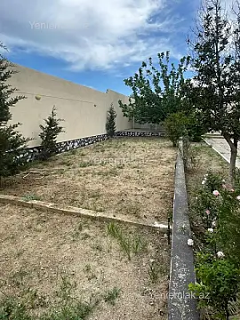 Satılır 7 otaqlı həyət evi 260 m²