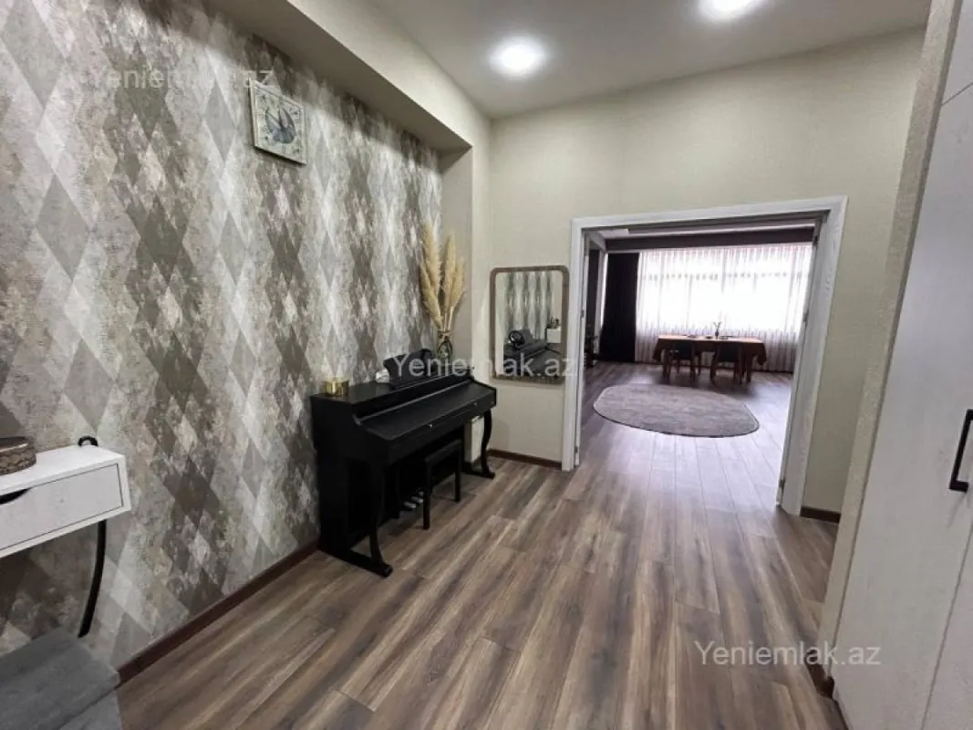 Satılır 3 otaqlı yeni tikili 136 m²