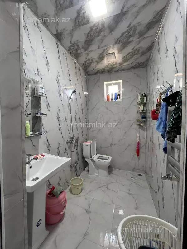 Satılır 4 otaqlı həyət evi 100 m²